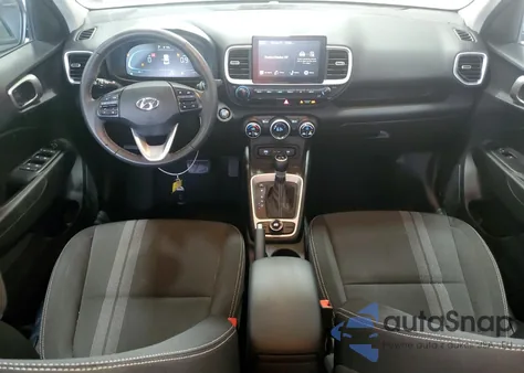 2025 Hyundai Venue Sel z USA, uszkodzony, nr VIN KMHRC8A38SU392643